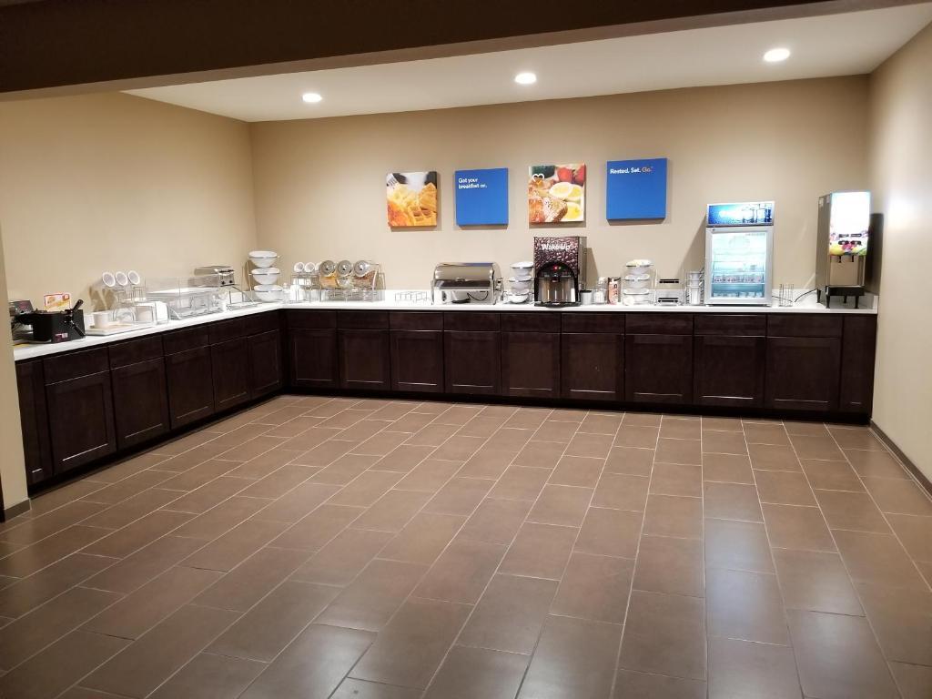 Sonesta Essential - Baton Rouge Airport Hotel Exterior foto